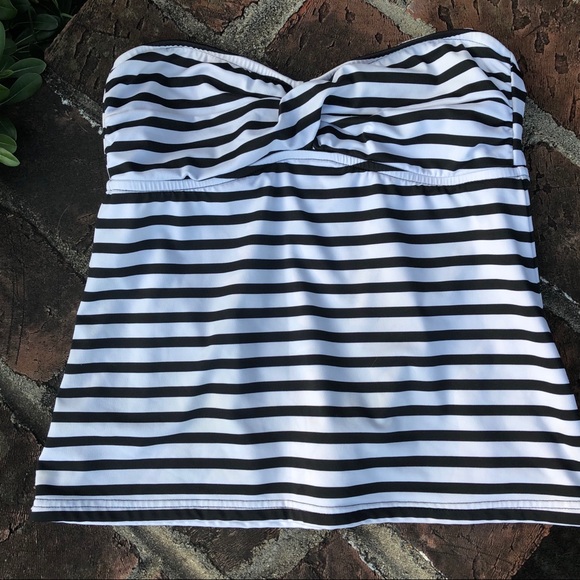 ππ»ββοΈ B&W Mossimo strapless tankini top Sz M